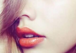 巴中時(shí)光醫(yī)學(xué)美容門(mén)診部做玻尿酸豐唇效果怎么樣？附李紅強(qiáng)豐唇案例